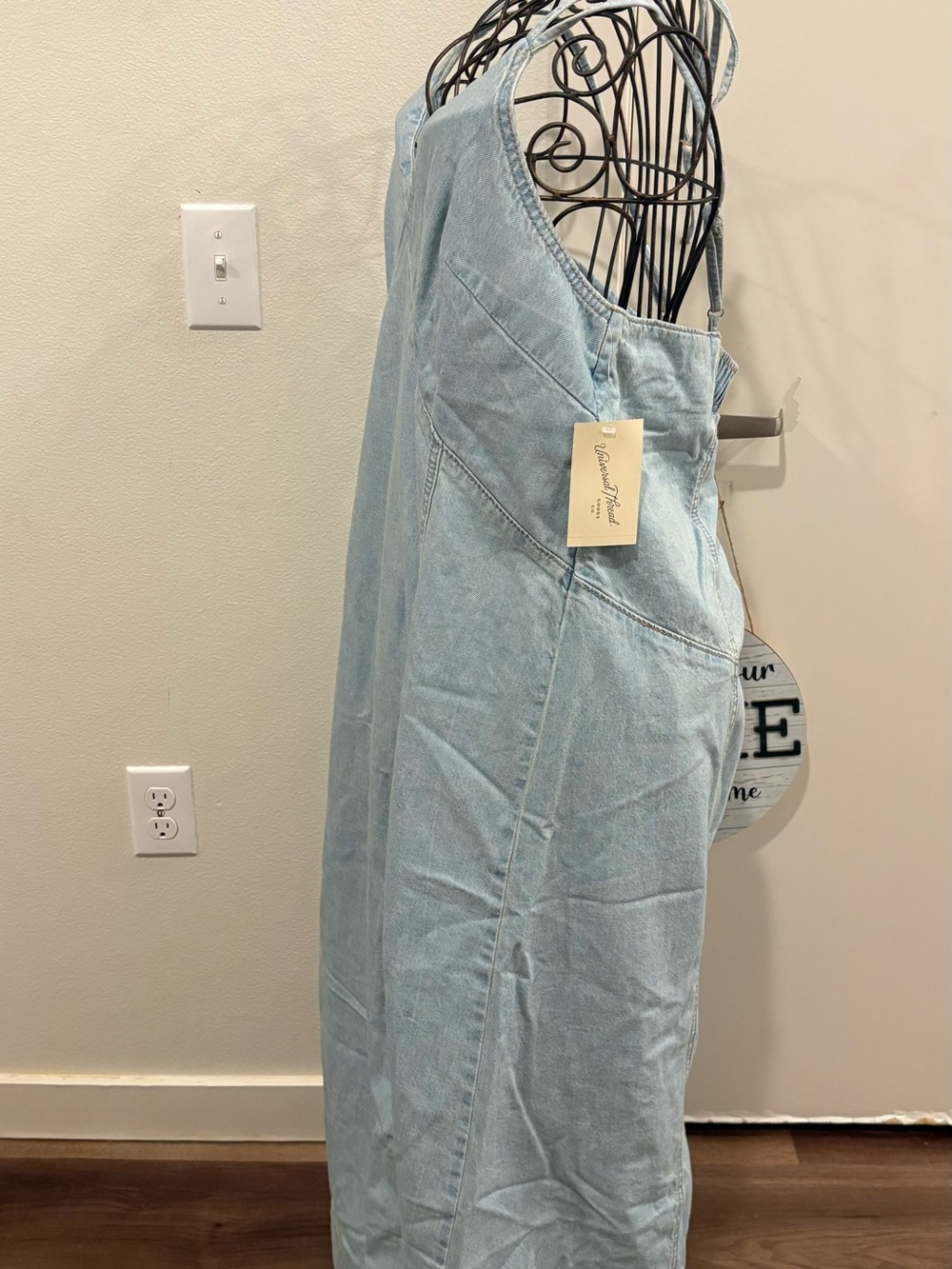 Beautiful Denim Dress universal thread light blue with straps. - Picture 4 of 8